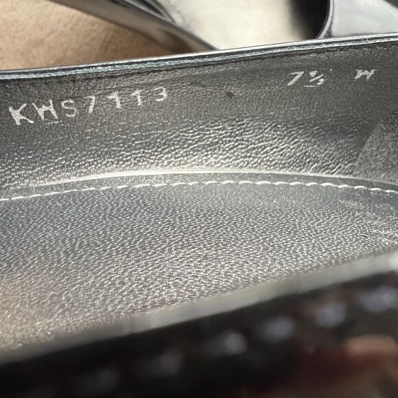 Stuart Weitzman Dark Navy Blue Patent Leather Heel Pumps Women 7.5 W Rounded Toe - Picture 11 of 15